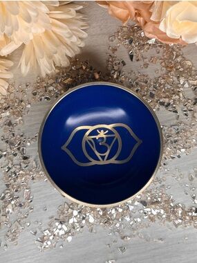 Third Eye Chakra Singing Bowl - Ajna, blue, gold, box, dharma
